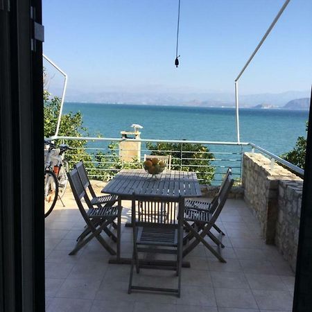 Seafront Apartment Ιι In Kiveri, Near Nafplion. 外观 照片
