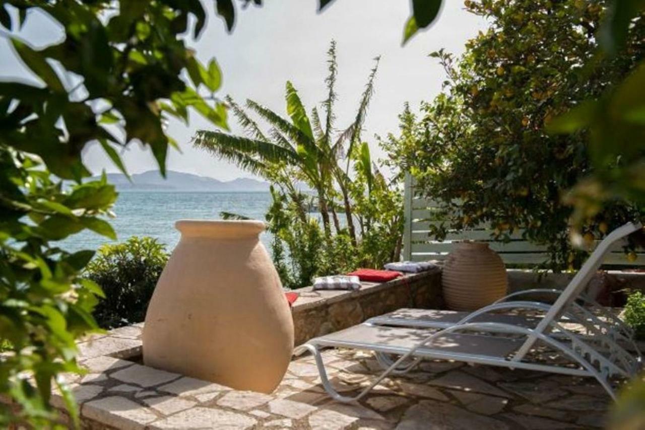 Seafront Apartment Ιι In Kiveri, Near Nafplion. 外观 照片